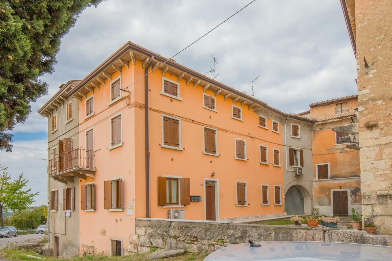 Valpolicella Homes Recioto Apartment SantʼAmbrogio di Valpolicella Exterior foto